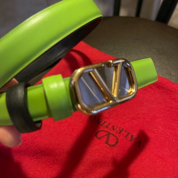 Valentino lime Green ,black reversible Belt with Gold V Buckle - Picture 2 of 9